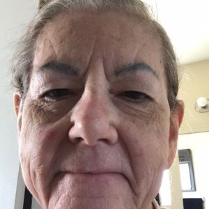 Meet your Posher, Kelli